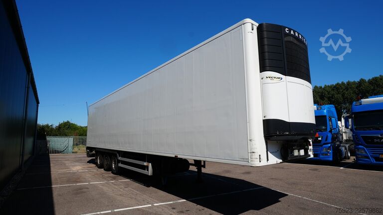 Kühl-/Tiefkühltransport Chereau 3 Axle frigo trailer Carrier Vector 1800