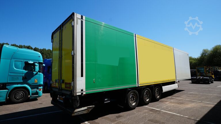 Kühl-/Tiefkühltransport Krone 3 Axle frigo trailer Carrier Vector 1850