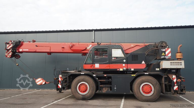 Kranwagen TADANO-FAUN GR-300EX WITH JIB 4X4X4 ROUGH TERRAIN CRANE