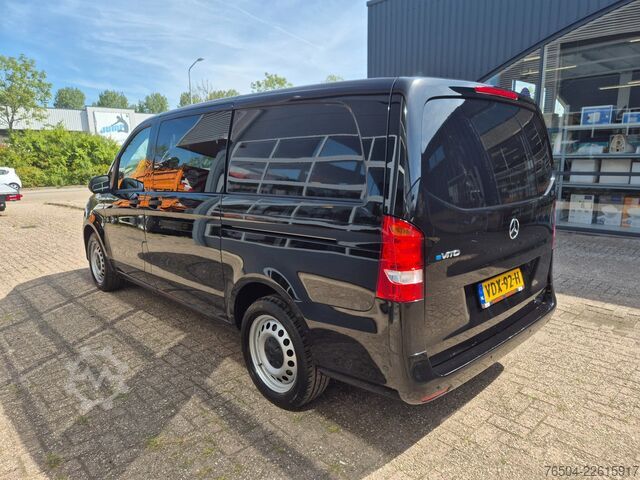 Lieferwagen Doppelkabine Mercedes-Benz eVito L2 DC 5 Pers/ Airco/ Camera/ 2X schuifdeur