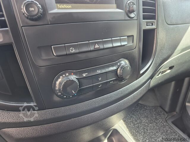 Delivery van double cab Mercedes-Benz eVito L2 DC 5 Pers/ Airco/ Camera/ 2X schuifdeur