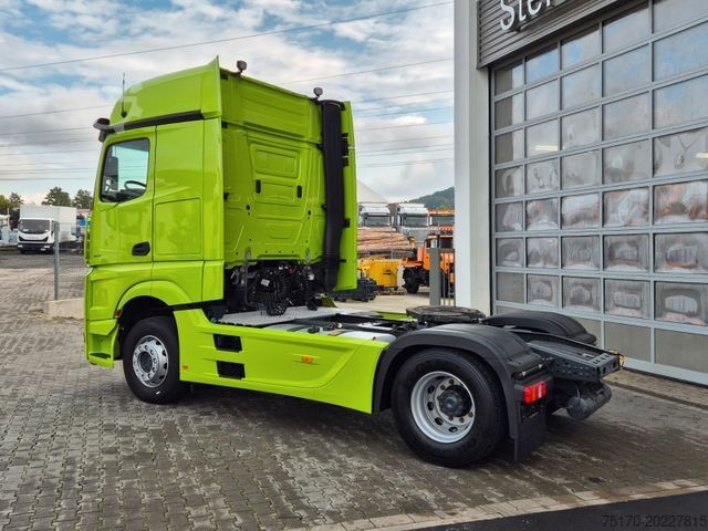 Standard tractor unit MERCEDES-BENZ Actros 1851 LS Öl-Retarder Standklima Mirror Big