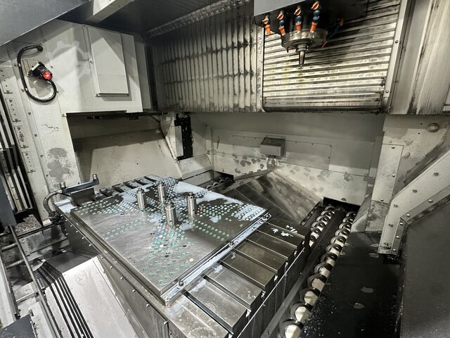 Vertical machining center Makino F8