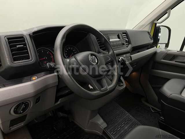 Kleinbus VW Crafter 35 Aut. *Rollstuhl-Rampe* 8-Sitze (5449)
