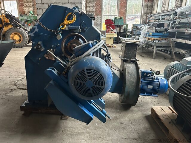 Holzschredder BRUKS 602 CS