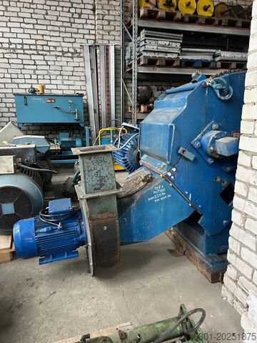 Holzschredder BRUKS 602 CS