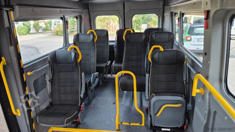 Kleinbus Opel Movano Bürgerbus Fiat Peugeot