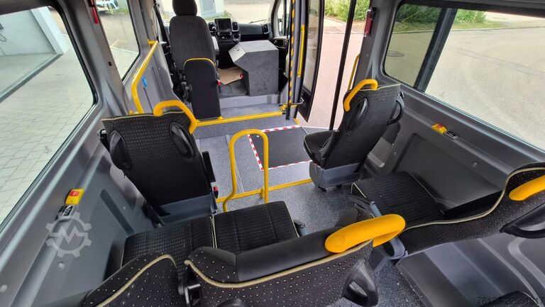 Kleinbus Opel Movano Bürgerbus Fiat Peugeot