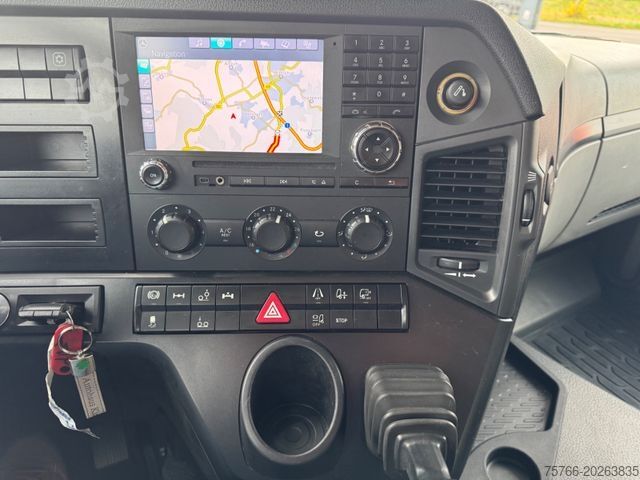 LKW mit Getränkeaufbau MERCEDES-BENZ ANTOS 2533 L / LBW / LENKACHSE / 22 PAL