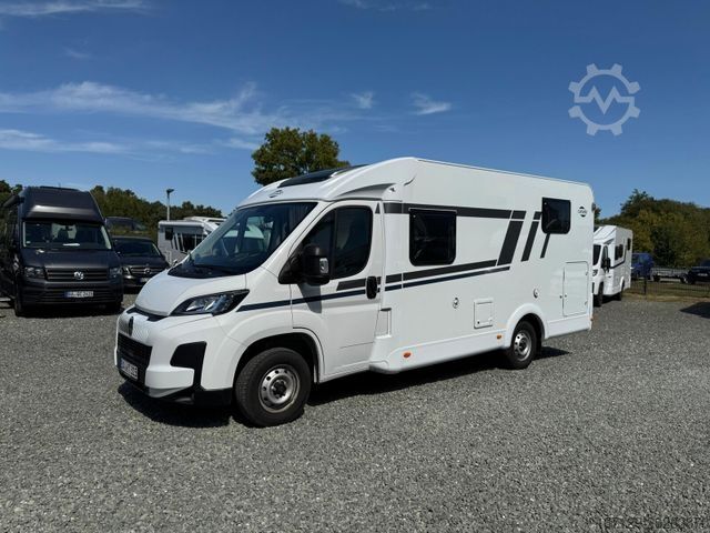 Semi-integrated camper CARADO V 337 V337 / Markise / Navi / Aktion Hausmesse