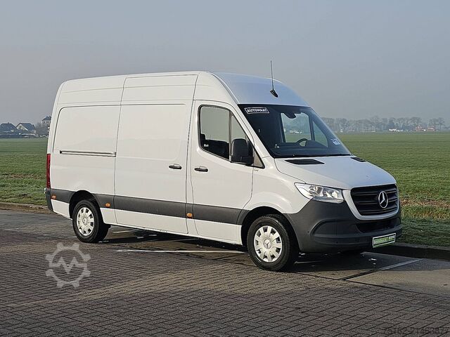 Hochdachkombi MERCEDES-BENZ SPRINTER 317 L2H2 Automaat Mbux