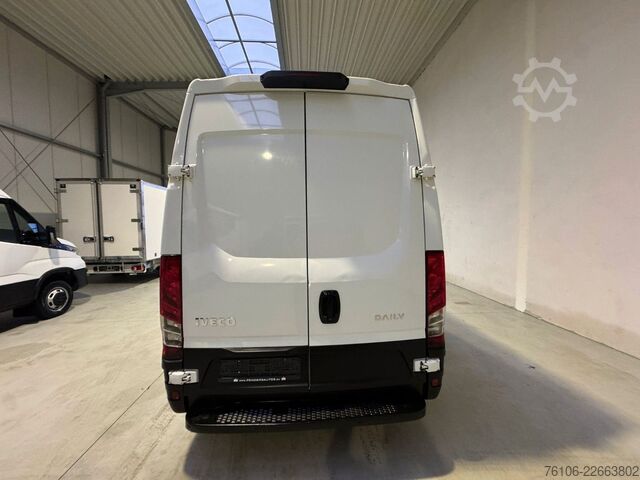 Panel van IVECO Daily 35S16 Kastenwagen *Klima*2 stück auf Lager