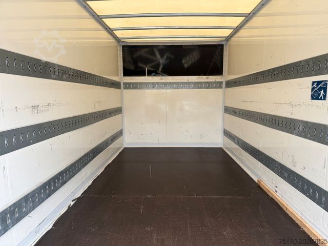 Box van MERCEDES-BENZ Sprinter 317 CDI 4325 Koffer LBW Klima Kamera