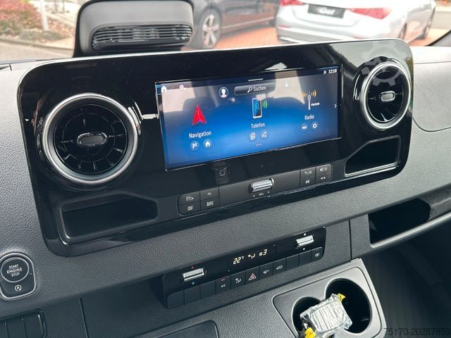 Curtain sider van MERCEDES-BENZ Sprinter 317 CDI 3665 9G DoKa AHK Klima