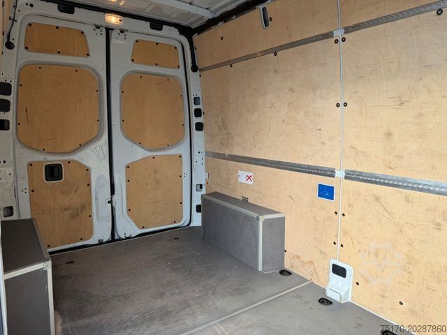 Panel van MERCEDES-BENZ eSprinter 312 Klima SHZ Kamera
