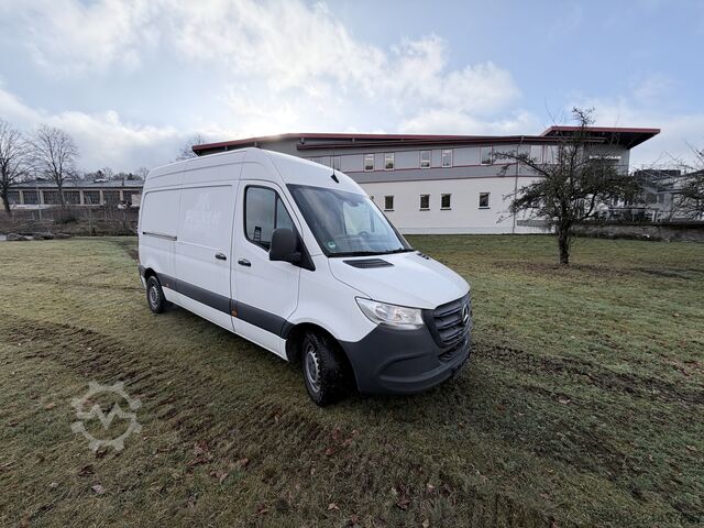 Kastenwagen Mercedes-Benz Sprinter 214