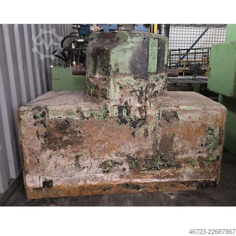 Forging press Beche L 9