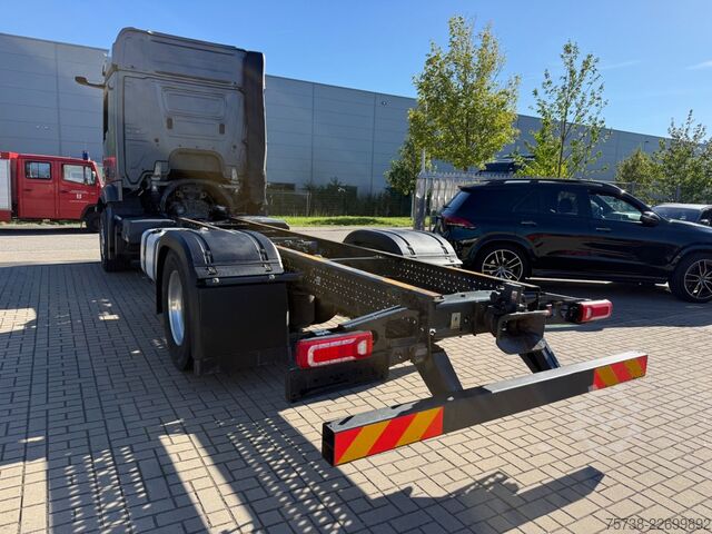 LKW-Fahrgestell MERCEDES-BENZ Actros 1848 L Fahrgestell/BLATT-LUFT/StramSpace