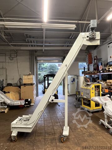 Conveyor belt with steel hinges HSD Fördertechnik SF 220