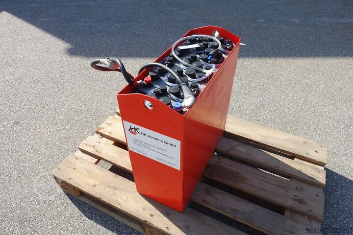 Staplerbatterie Batterie STUBA Staplerbatterie 24V 3PzB225 Ah C-5 79%