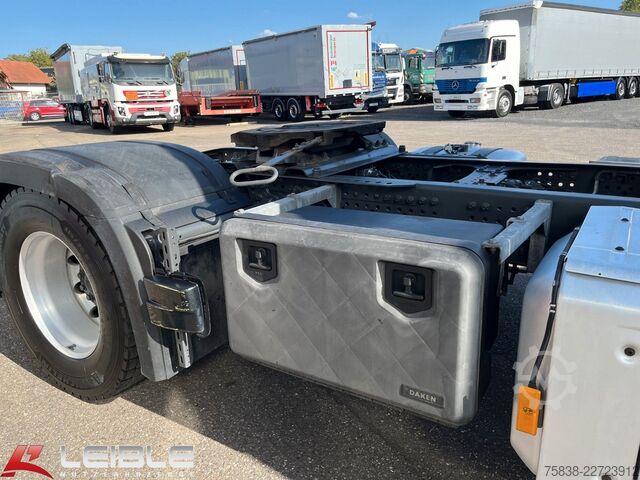 Standard tractor unit MERCEDES-BENZ Actros 1835*Classic Space*330TKM*Retarder*Alcoa*