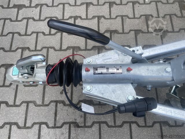 Autotransporter Anhänger Martz 406cm x 211cm 2,7T + Rampen + Seilwinde