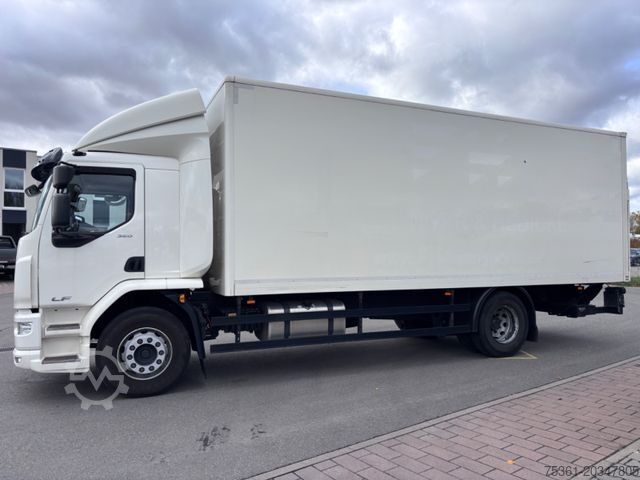 Box truck DAF LF 320 Sleeper Cab Koffer mit LBW Automatik AHK