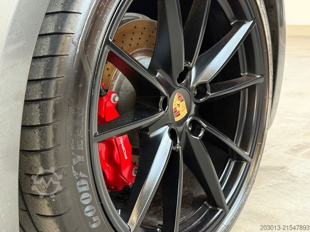 Van PORSCHE 992 / 911 CARRERA S 3.0