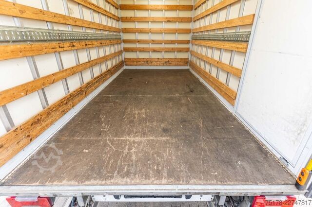 Closed box MAN TGE 3.180+DHOLLANDIA 750 KG