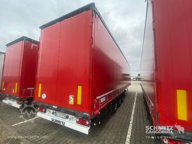 Auflieger mit Pritsche & Plane Schmitz Cargobull Schiebeplane Mega