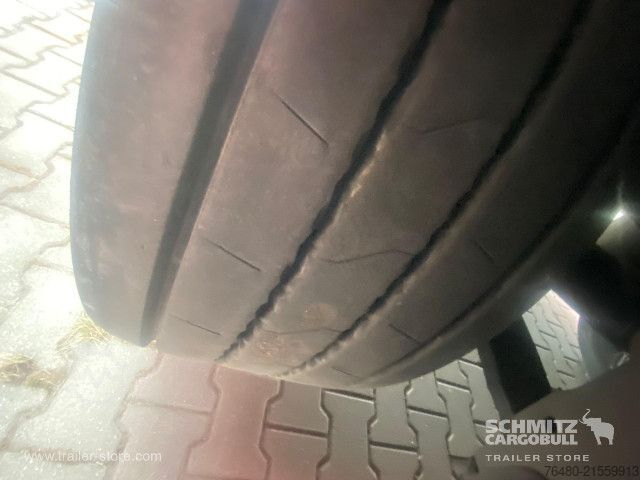 Auflieger mit Pritsche & Plane Schmitz Cargobull Schiebeplane Mega