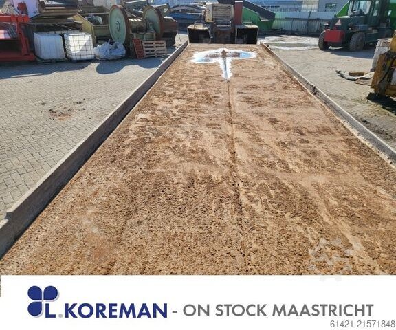 Feeding table Nordberg with Hopper Nordberg Feeding table with Hopper