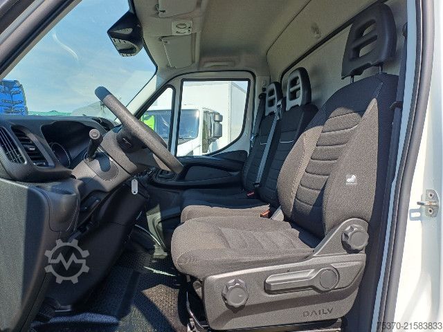 LKW mit Kofferaufbau IVECO DAILY 35C16 - 4100