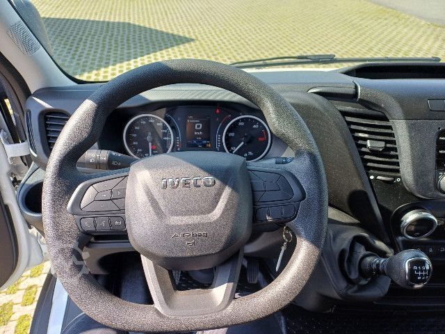 LKW mit Kofferaufbau IVECO DAILY 35C16 - 4100