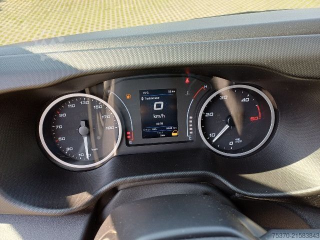 LKW mit Kofferaufbau IVECO DAILY 35C16 - 4100