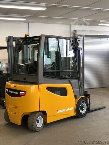 Elektro 4-Rad Jungheinrich EFG 430ks. - Service Neu - Batterie 82% - Garantie