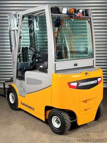 Elektro 4-Rad Jungheinrich EFG S30 - Service Neu - Batterie 90% - Garantie