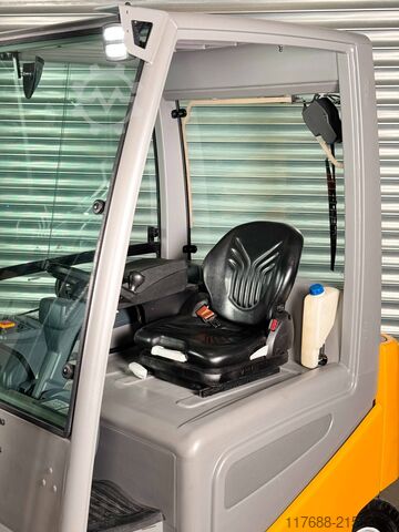 Elektro 4-Rad Jungheinrich EFG S30 - Service Neu - Batterie 90% - Garantie