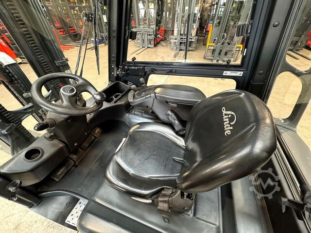 Front loader forklift Linde E 25 [ID: 160]