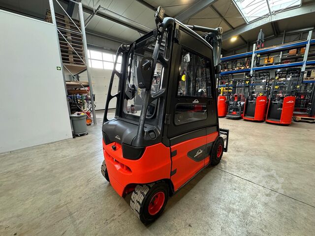 Front loader forklift Linde E 25 [ID: 160]