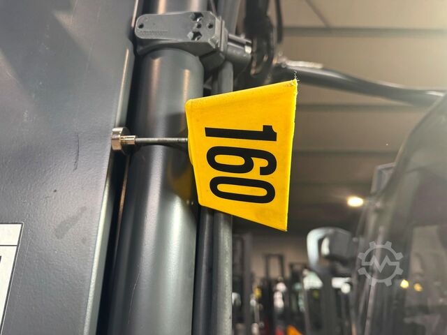 Front loader forklift Linde E 25 [ID: 160]