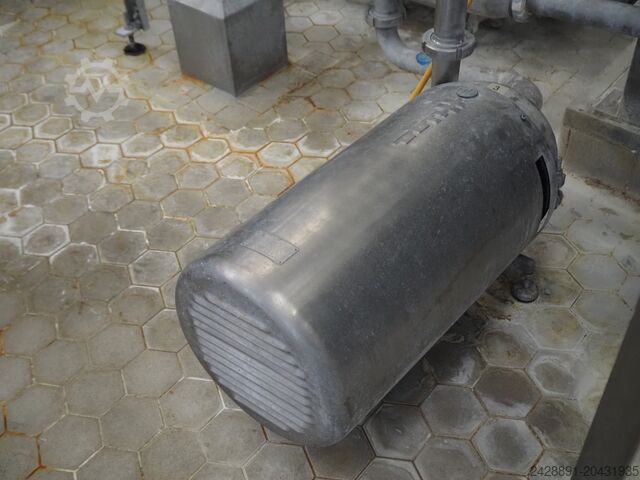 CIP-Anlage, Tank, Pumpen, Wärmetauscher Westfalia Separator AG, Hilge, Endress + CIP-TANK 3000 L, EURO-HYGIA-B-SUPER-II
