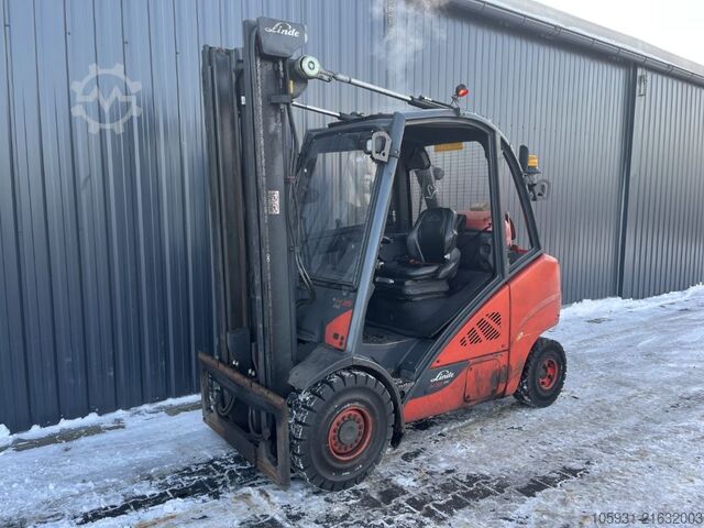 Treibgasstapler Linde H35T-02