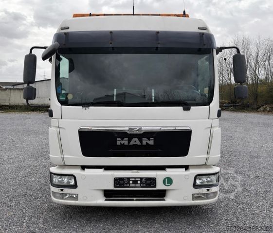 Abschleppwagen MAN TGL 8.220 *Abschlepper*Geschlossen*Aufgelastet*