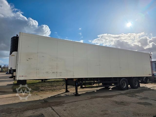 Kühlauflieger SCHMITZ CARGOBULL City Tiefkühler, 2. Achs drehbar, 3 to Ladebordw