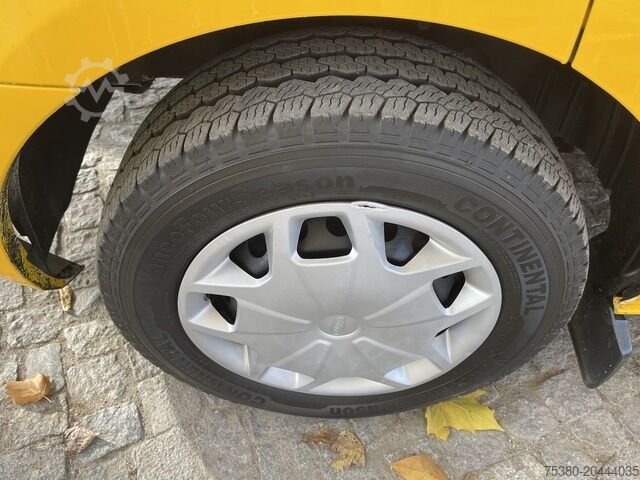 Kastenwagen ford Transit Custom 270 2.2TDCi KLIMA*AHK*1Hand*