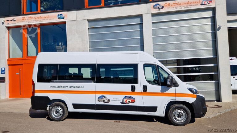 Kleinbus Opel Movano Mobility Airline Boden Rolli