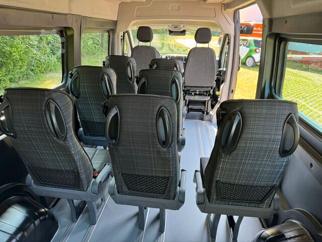 Kleinbus Opel Movano Mobility Airline Boden Rolli