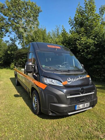 Kleinbus Opel Movano Mobility Airline Boden Rolli