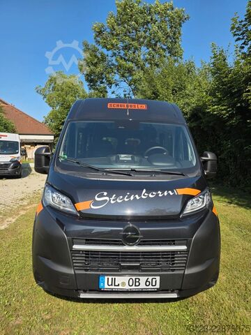 Kleinbus Opel Movano Mobility Airline Boden Rolli